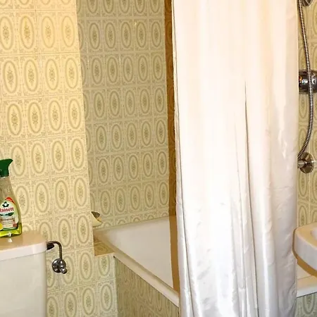 Apartamento Aux Gets Pour 2 Pers Avec Wifi - Fr-1-802-98 *
